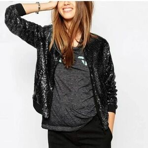H&M Black Sequin Bomber Cropped Jacket sz 6 (small-med)